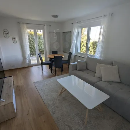 Lägenhet Entier Avec Terrasse Et Jardin *